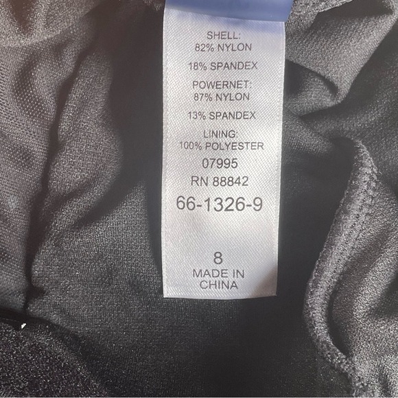 Black Tropical Leaf Print One Piece Swimsuit Tummy Control Lined sz 8 NWT - Picture 13 of 14